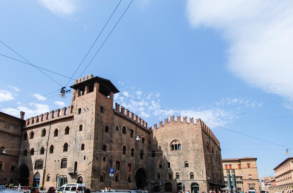 Ur-Nest Piazza Maggiore ボローニャ 部屋 写真